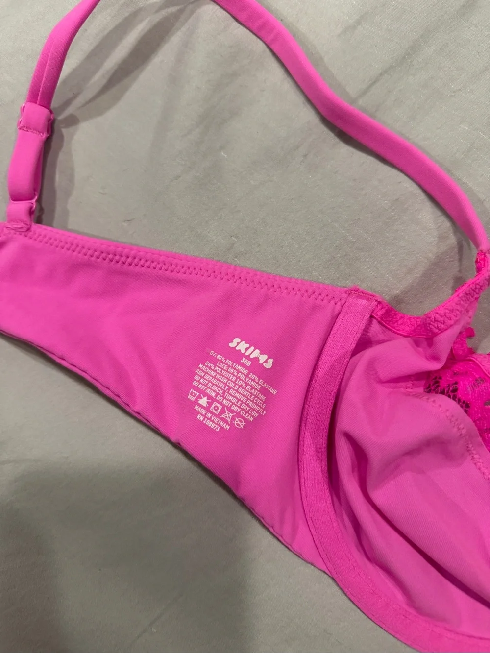 Skims 36B Women's Lace-Trim Underwire Bra in Hot Pink - Picture 2 of 3